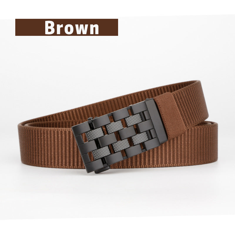 Weaving belt with checkerboard lock design